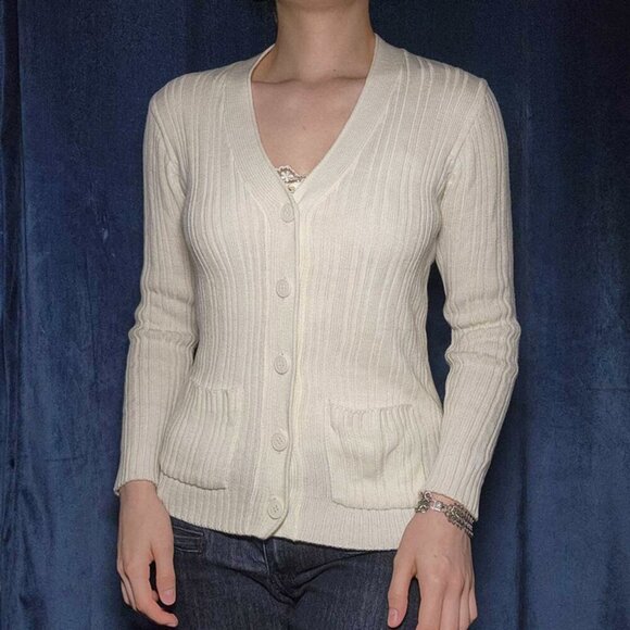 Vintage cream knit button-up cardigan with tiny pockets from Sears - Picture 12 of 13